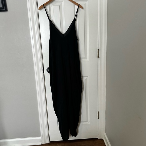 Elan V-Back Cover-Up Maxi Dress in black, size L - Picture 2 of 6